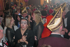 ALTWEIBERTREIBEN_HAAREN_26_025