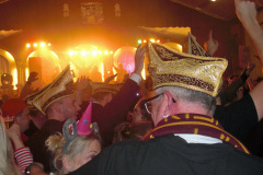 ALTWEIBERTREIBEN_HAAREN_26_040