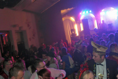 ALTWEIBERTREIBEN_HAAREN_26_068