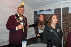DAEMMERSCHOPPEN_BOCKET_01