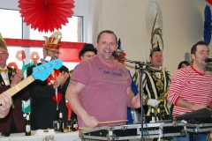 RATHAUSSTUERMUNG_15