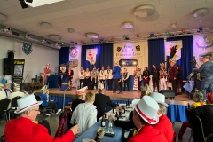 RATHAUSSTUERMUNG_01