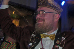 SJTADSPRINS_TRUF_BROENSSEM_26_102